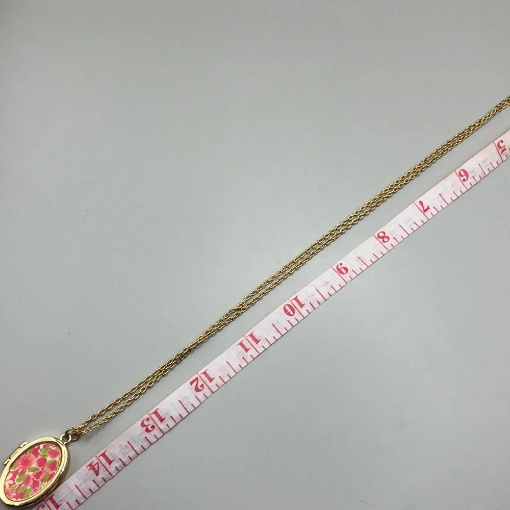 Lilly Pulitzer Flower Floral Locket  Pendant Gold Tone Chain Necklace